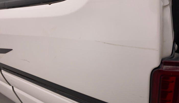 2019 Maruti Eeco 5 STR WITH A/C+HTR, Petrol, Manual, 15,468 km, Left quarter panel - Minor scratches