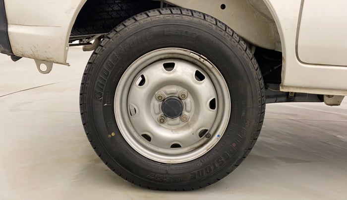 2019 Maruti Eeco 5 STR WITH A/C+HTR, Petrol, Manual, 15,468 km, Right Rear Wheel