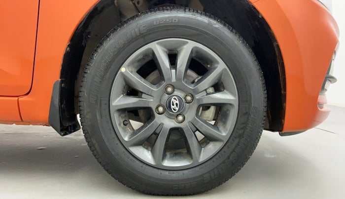 2019 Hyundai Elite i20 1.2 SPORTS PLUS VTVT, Petrol, Manual, 9,975 km, Right Front Tyre