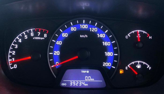 2017 Hyundai Xcent E PLUS, Petrol, Manual, 39,496 km, Odometer Image