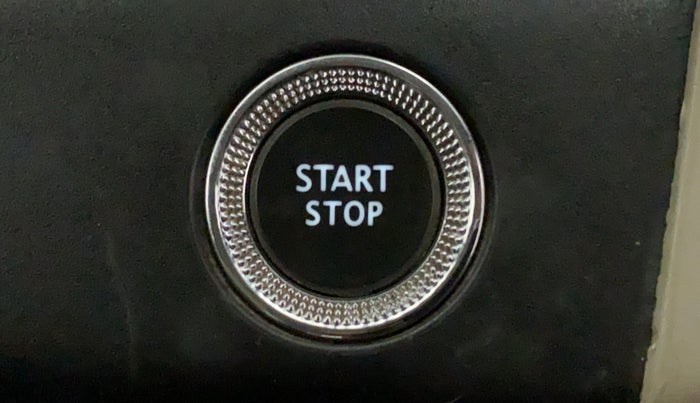 2019 Renault TRIBER RXZ, Petrol, Manual, 63,655 km, Keyless Start/ Stop Button