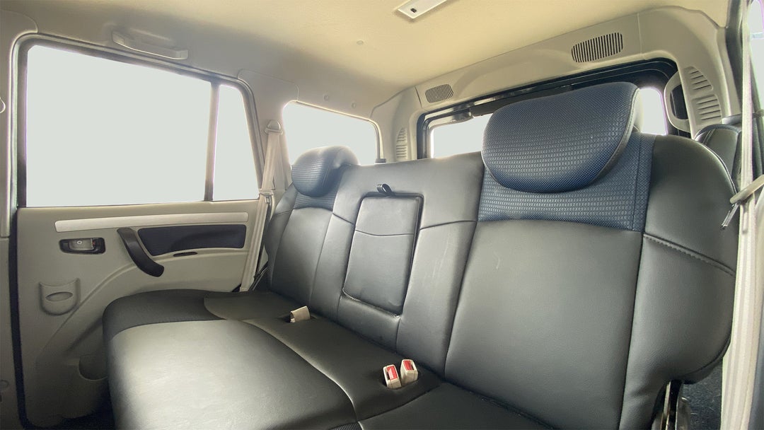 Right Side Rear Door Cabin