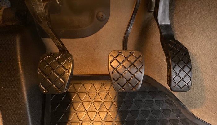 2015 Volkswagen Polo HIGHLINE1.2L PETROL, Petrol, Manual, 40,843 km, Pedals
