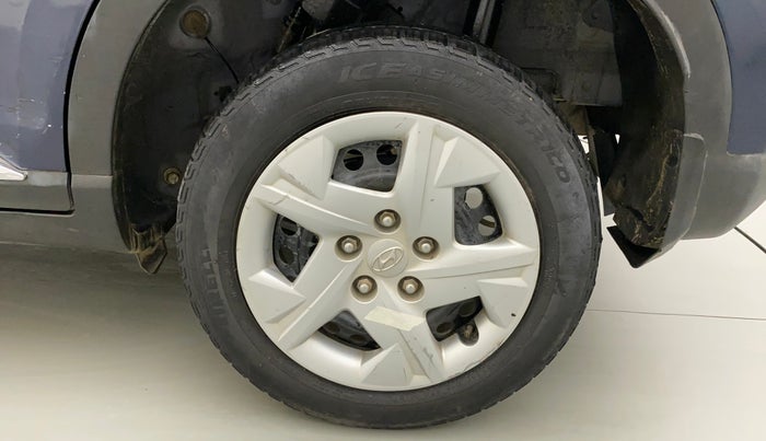 2020 Hyundai VENUE S 1.2, Petrol, Manual, 42,533 km, Left Rear Wheel