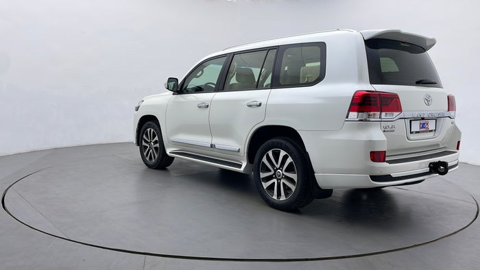 TOYOTA LAND CRUISER-Left Back Diagonal (45- Degree) View