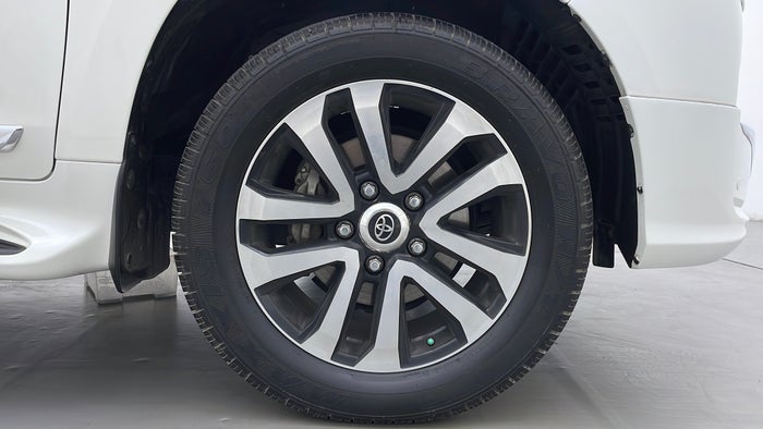 TOYOTA LAND CRUISER-Right Front Tyre