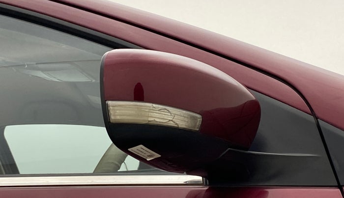 2016 Maruti Ciaz ZXI, Petrol, Manual, 27,972 km, Right rear-view mirror - Indicator light has minor damage