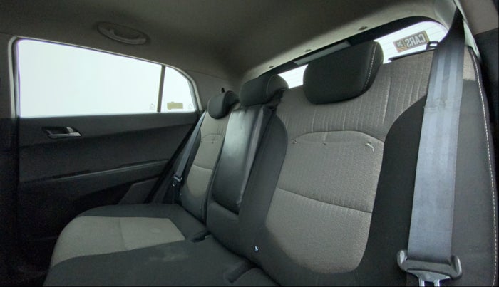 2016 Hyundai Creta SX PLUS AT 1.6 PETROL, Petrol, Automatic, 88,988 km, Right Side Rear Door Cabin