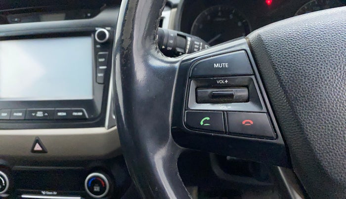 2016 Hyundai Creta SX PLUS AT 1.6 PETROL, Petrol, Automatic, 88,988 km, Steering wheel - Phone control not functional