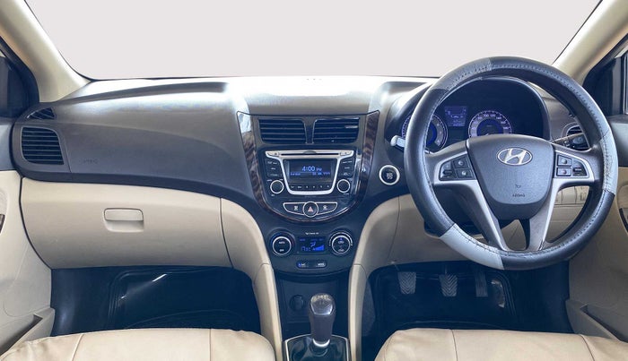 2015 Hyundai Verna FLUIDIC 1.6 VTVT S (O)  MT, Petrol, Manual, 46,152 km, Dashboard