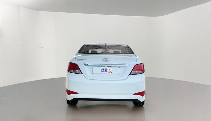 2015 Hyundai Verna FLUIDIC 1.6 VTVT S (O)  MT, Petrol, Manual, 46,152 km, Back/Rear