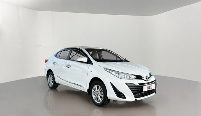 2020 Toyota YARIS J MT, Petrol, Manual, 45,375 km, Right Front Diagonal