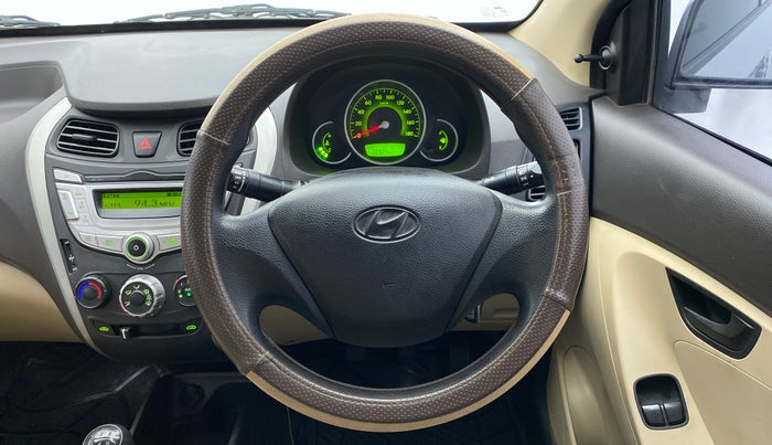2018 Hyundai Eon MAGNA PLUS, Petrol, Manual, 32,941 km, Steering Wheel Close Up