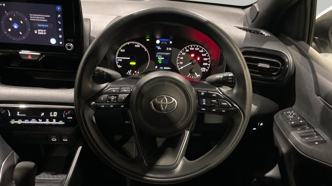 2024 Toyota Yaris Ascent Sport Hybrid, Automatic, 28050 km, Steering Wheel Close-up