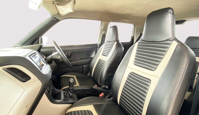 2019 Maruti New Wagon-R LXI CNG 1.0 L, CNG, Manual, 25,979 km, Right Side Front Door Cabin
