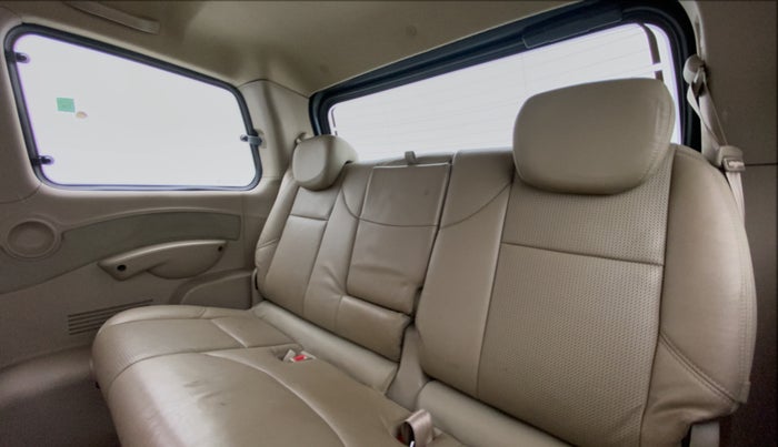 2014 Mahindra Xylo H9 BS IV, Diesel, Manual, 49,682 km, Third Seat Row ( optional )
