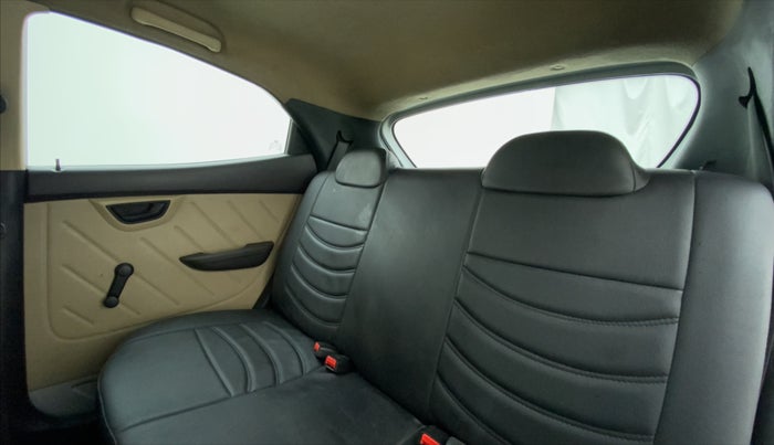 2018 Hyundai Eon ERA PLUS, Petrol, Manual, 61,720 km, Right Side Rear Door Cabin