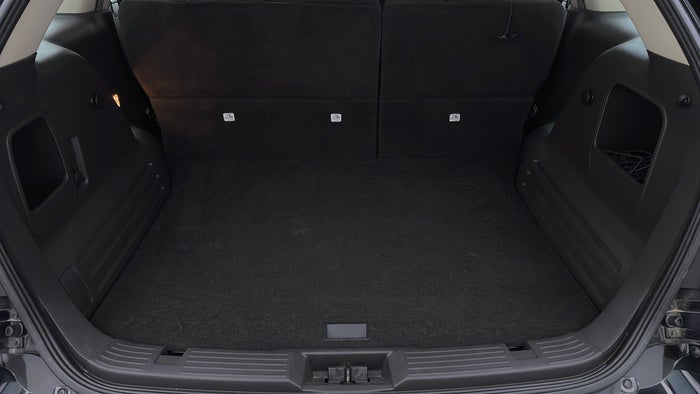 FORD EDGE-Boot Inside View