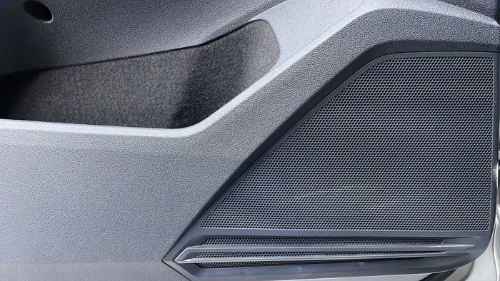 VOLKSWAGEN TIGUAN-Speakers