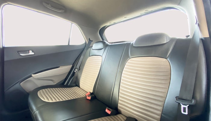2019 Hyundai Grand i10 SPORTZ 1.2 KAPPA VTVT, Petrol, Manual, 40,373 km, Right Side Rear Door Cabin