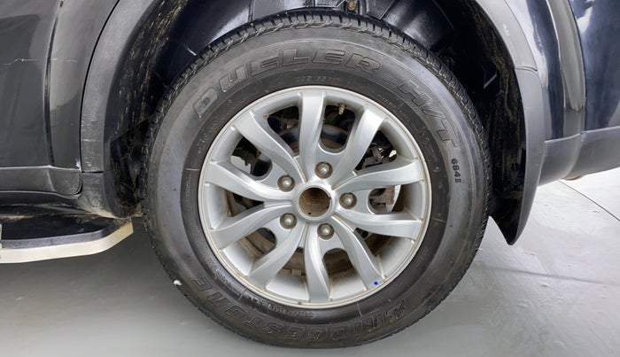 2019 Mahindra XUV500 W9, Diesel, Manual, 29,839 km, Left Rear Wheel