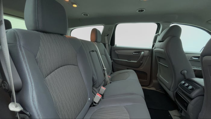 CHEVROLET TRAVERSE-Right Side Door Cabin View