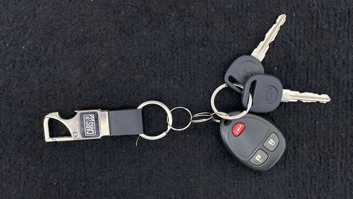 CHEVROLET TRAVERSE-Key Close-up