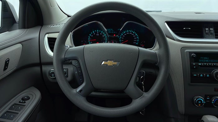 CHEVROLET TRAVERSE-Steering Wheel Close-up