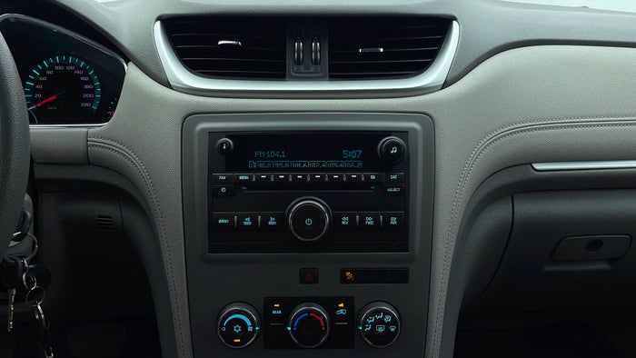 CHEVROLET TRAVERSE-Center Console