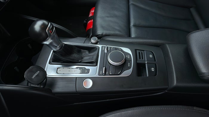 AUDI A3-Gear Lever