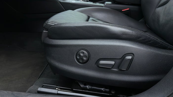 AUDI A3-Driver Side Adjustment Panel