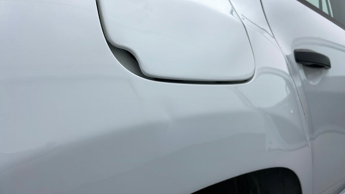 RENAULT DUSTER-Quarter Panel RHS Dent