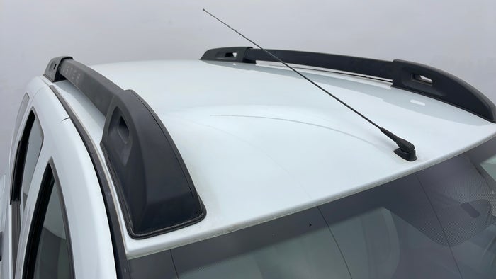 RENAULT DUSTER-Roof/Sunroof View