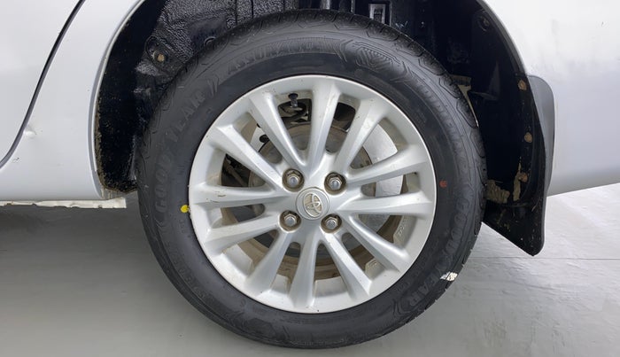 2013 Toyota Etios V SP, Petrol, Manual, 97,892 km, Left Rear Wheel