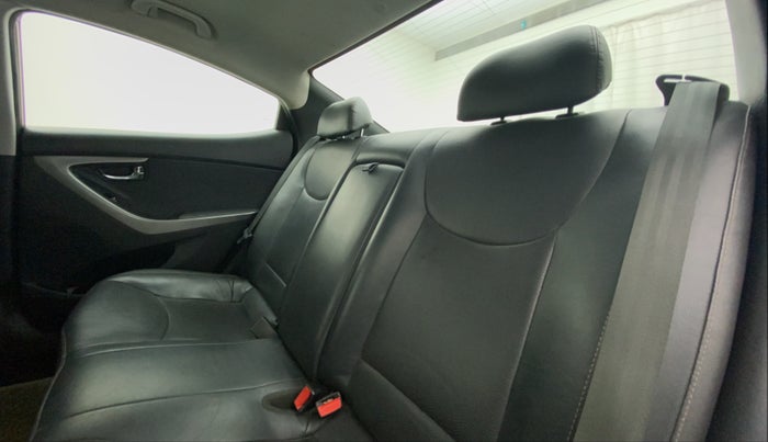2015 Hyundai New Elantra 1.8 SX AT VTVT, Petrol, Automatic, 74,819 km, Right Side Rear Door Cabin