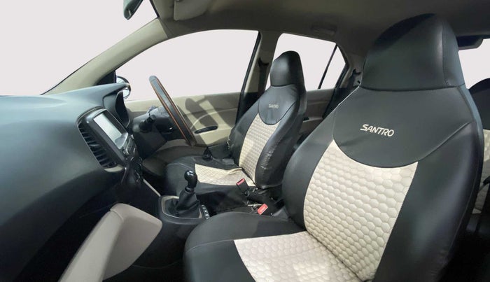 2020 Hyundai NEW SANTRO 1.1 SPORTZ MT CNG, CNG, Manual, 85,312 km, Right Side Front Door Cabin
