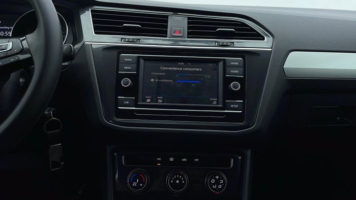 VOLKSWAGEN TIGUAN-Center Console