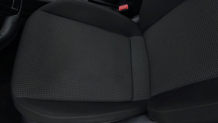 VOLKSWAGEN TIGUAN-Seat LHS Front Faded