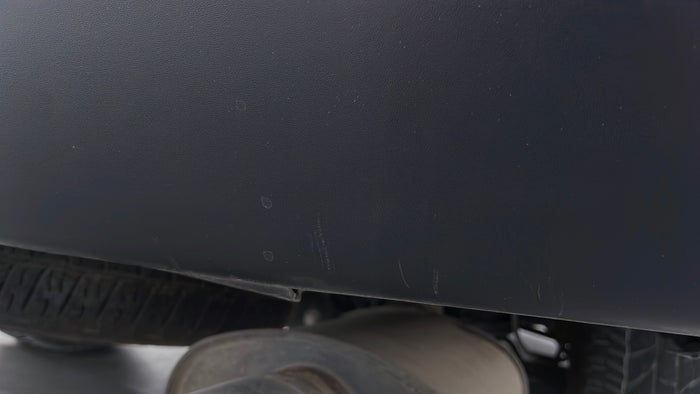 FORD EXPEDITION-Bumper Rear Scratch