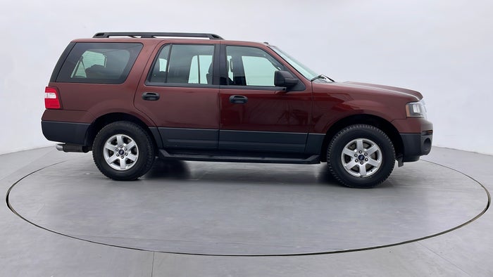 FORD EXPEDITION-Right Side View