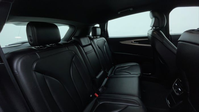 LINCOLN MKX-Right Side Door Cabin View