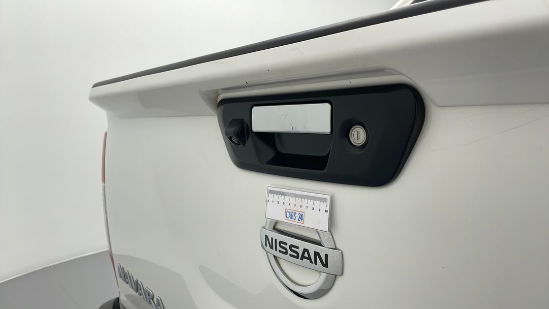 Boot / Tailgate Tailgate Scratch