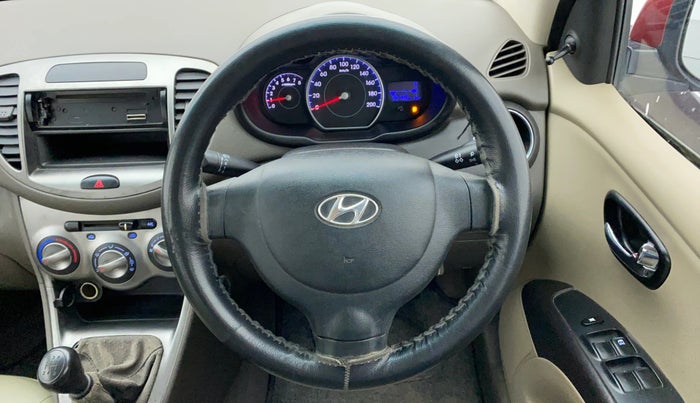 2012 Hyundai i10 MAGNA 1.1 IRDE2, Petrol, Manual, 59,854 km, Steering Wheel Close Up