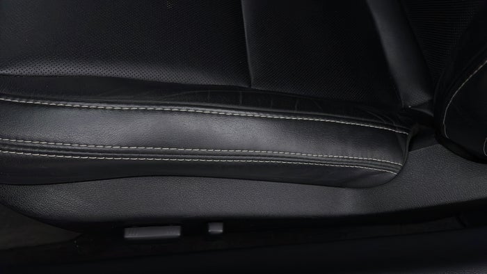 CHEVROLET CAMARO-Seat LHS Front Depressed/Pressure Mark