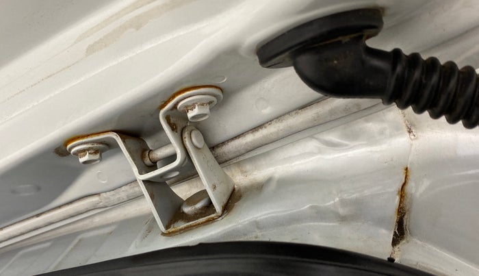 2019 Honda WR-V 1.2 i-VTEC S MT, Petrol, Manual, 18,692 km, Dicky (Boot door) - Slightly rusted