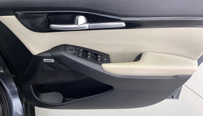2020 KIA SELTOS GTX+ 1.4 MT, Petrol, Manual, 91,526 km, Driver Side Door Panels Control