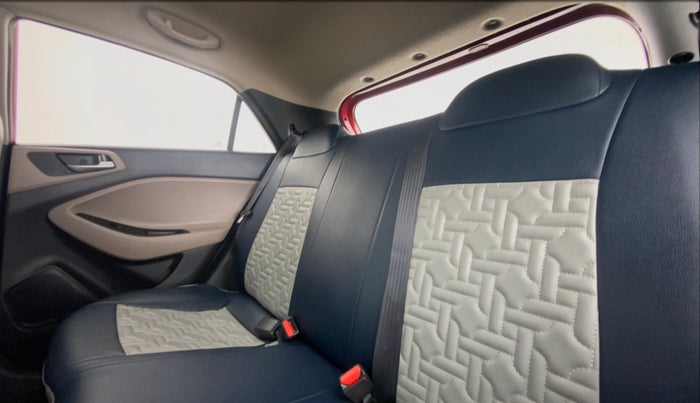 2018 Hyundai Elite i20 Magna Executive 1.2, Petrol, Manual, 23,273 km, Right Side Rear Door Cabin