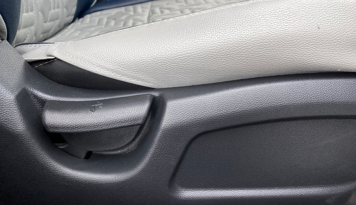 2018 Hyundai Elite i20 Magna Executive 1.2, Petrol, Manual, 23,273 km, Driver Side Adjustment Panel