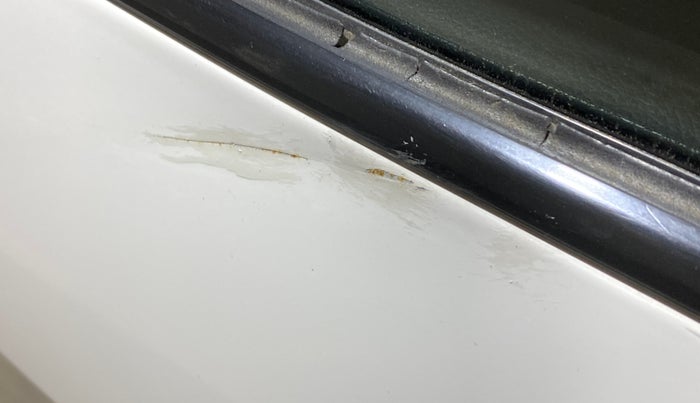 2017 Hyundai Eon MAGNA PLUS, Petrol, Manual, 58,380 km, Right rear door - Minor scratches
