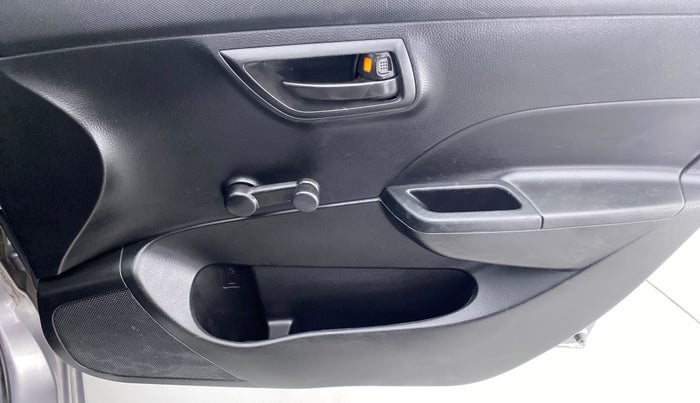 2014 Maruti Swift LXI D, Petrol, Manual, 52,370 km, Driver Side Door Panels Control